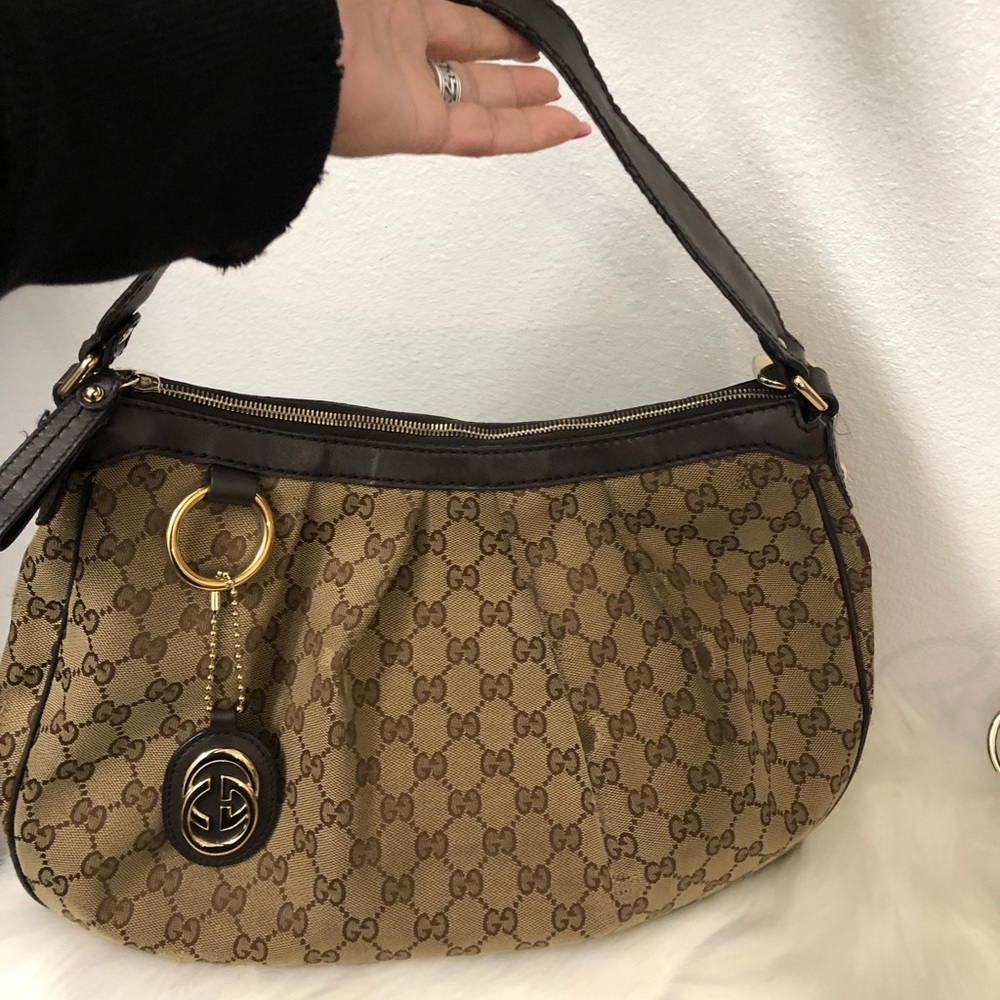 Authentic Gucci Sukey Purse.